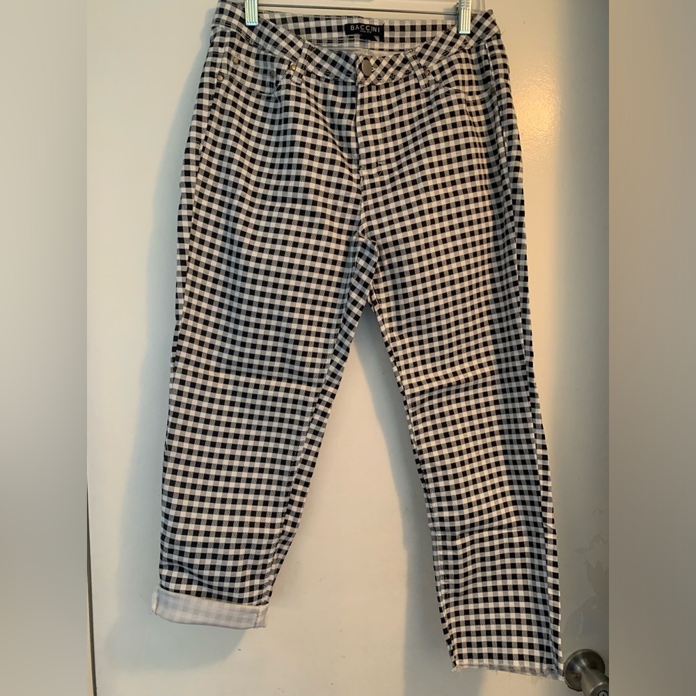 Checkered capris size 10